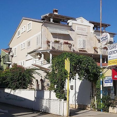 Rooms And Apartments Palma B&B Medolino Esterno foto